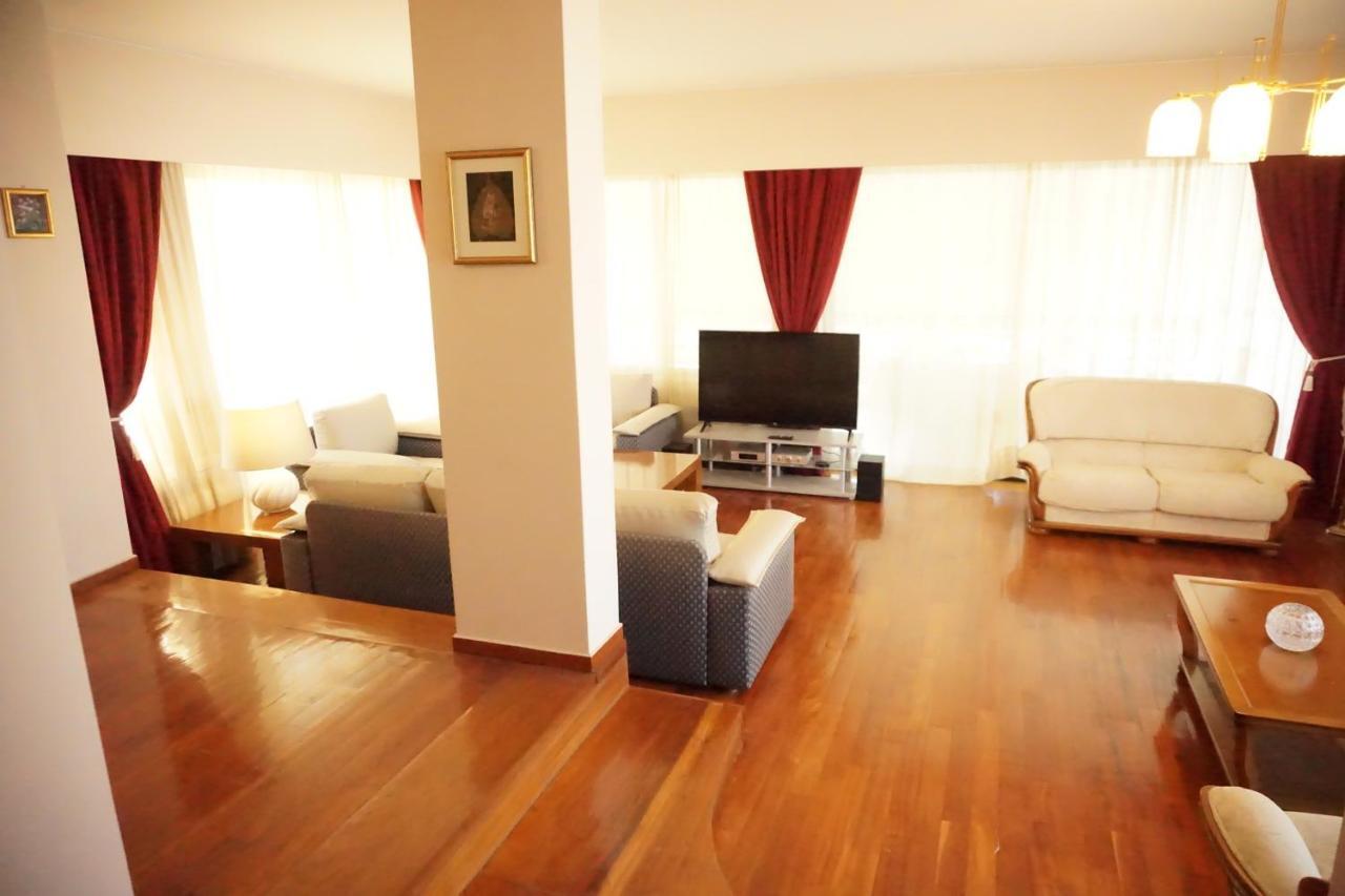 Luxury Athenian Riviera Apartment 135 Sqm At Voula מראה חיצוני תמונה